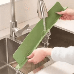 Kitchen Sink Splash Guard – Waterproof Faucet Splash Protector